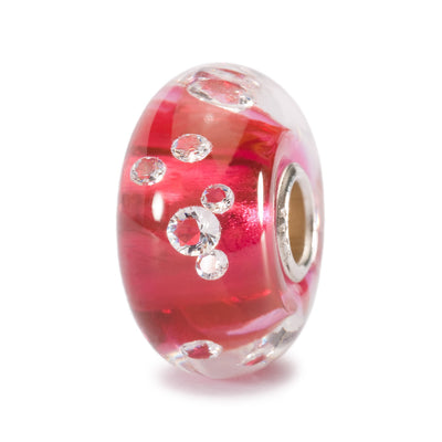 The Diamond, Pembe
