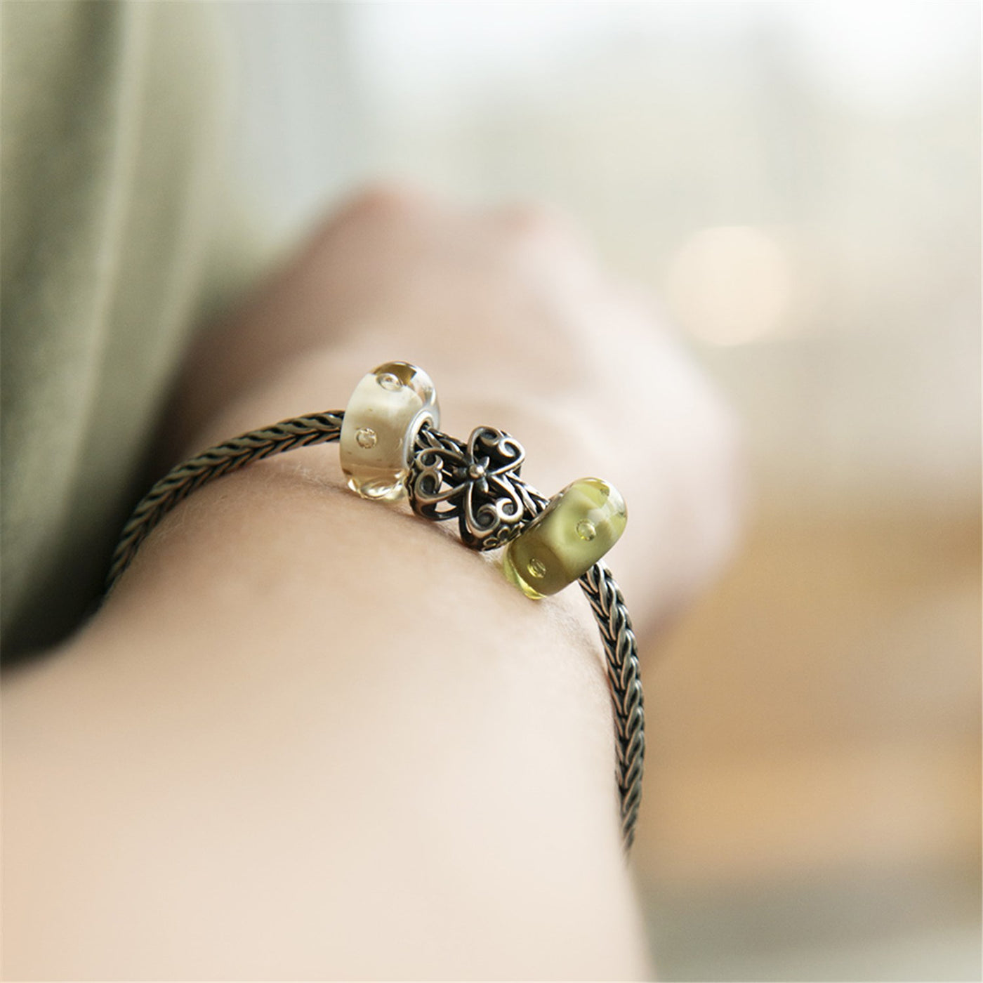 Şans Bead