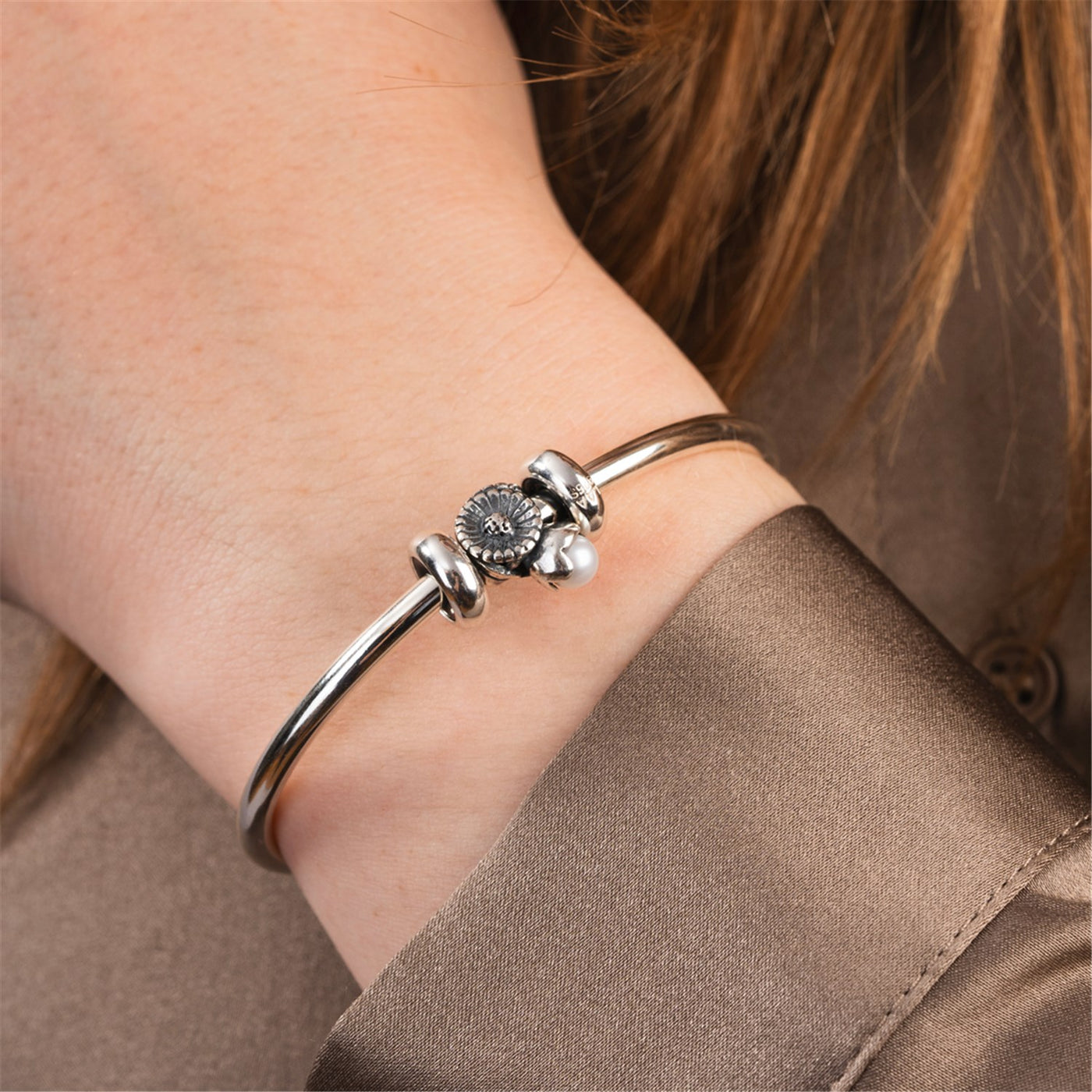 Daisy of April Bangle TAGBO-02067